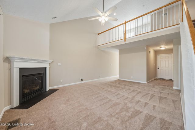 7203 Wynde Manor Ct, Louisville, KY 40228