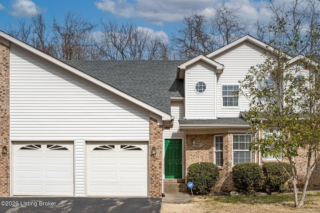 7203 Wynde Manor Ct, Louisville, KY 40228
