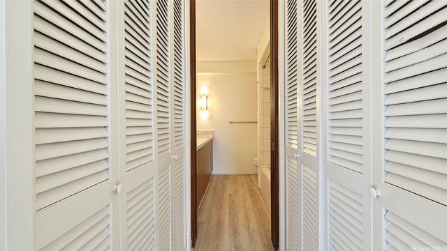 1655 Makaloa Street 1808, Honolulu, HI 96814