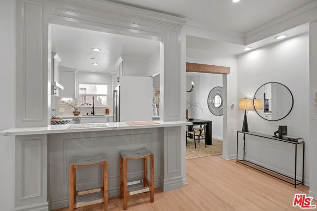 9677 Charleville Boulevard, Beverly Hills, CA 90212