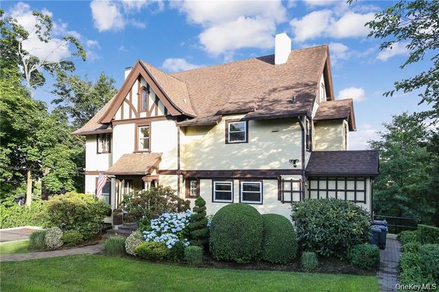 38 Park Avenue, White Plains, NY 10603