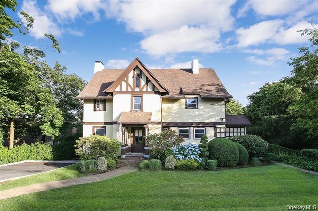 38 Park Avenue, White Plains, NY 10603