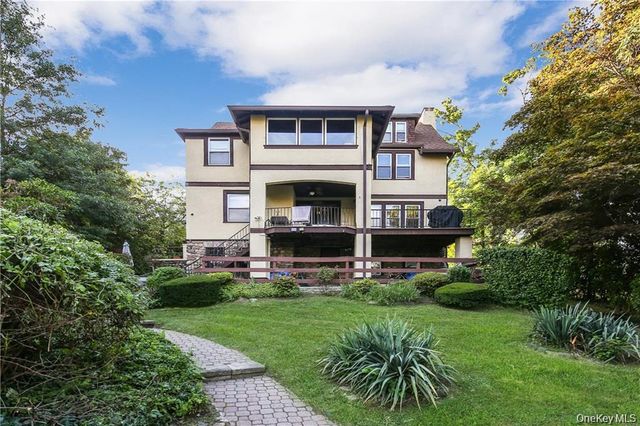 38 Park Avenue, White Plains, NY 10603