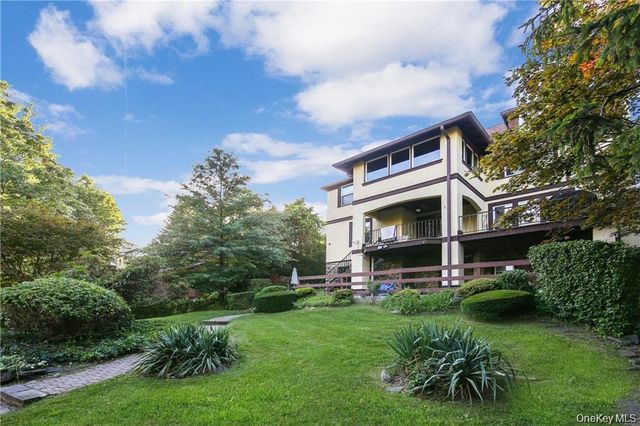 38 Park Avenue, White Plains, NY 10603