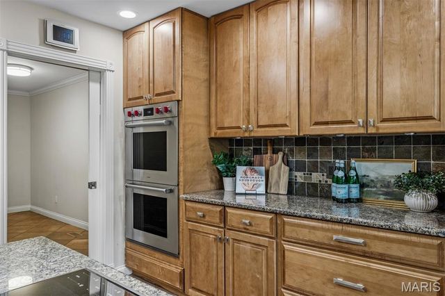 404 Gunnison Gorge Drive, Ballwin, MO 63011