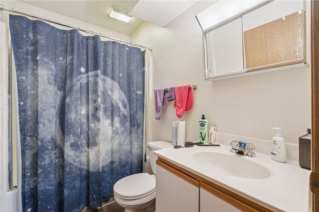 125 E Boyson Road 1000, Hiawatha, IA 52233