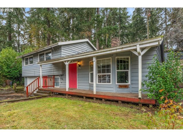 5822 ROCKWOOD Ct, Lake Oswego, OR 97035