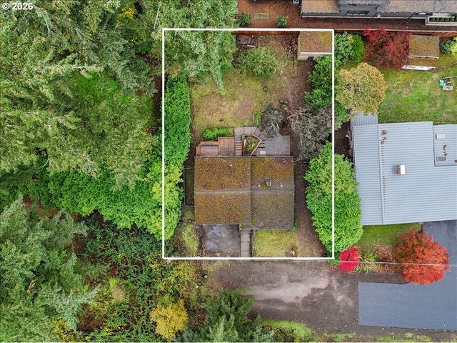 5822 ROCKWOOD Ct, Lake Oswego, OR 97035