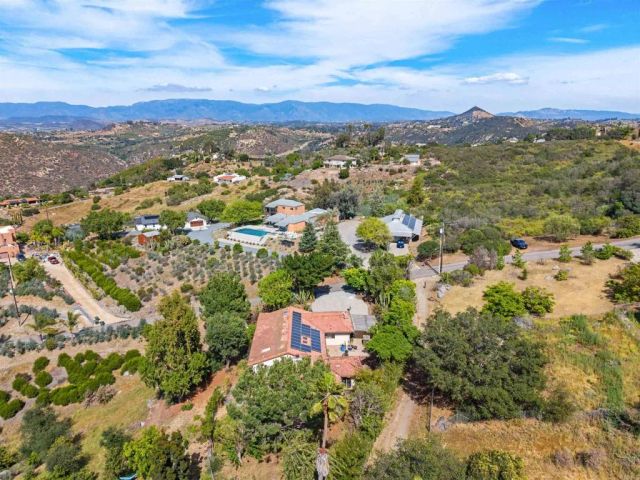 9549 Vista Aleta, Valley Center, CA 92082