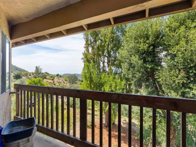 9549 Vista Aleta, Valley Center, CA 92082