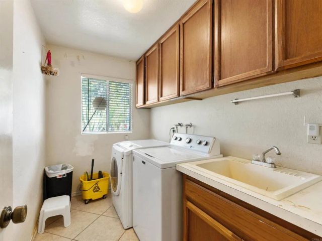 9549 Vista Aleta, Valley Center, CA 92082
