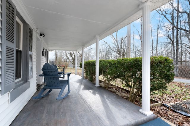 408 Spring St, Monteagle, TN 37356