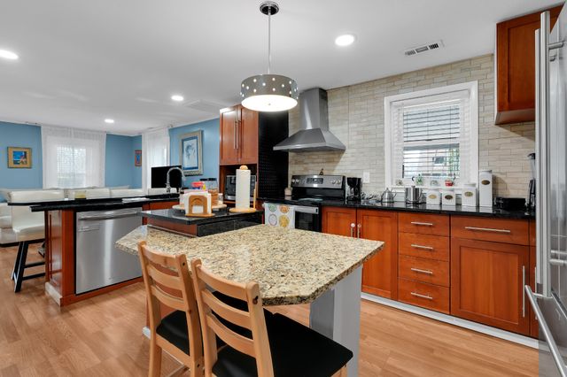 408 Spring St, Monteagle, TN 37356