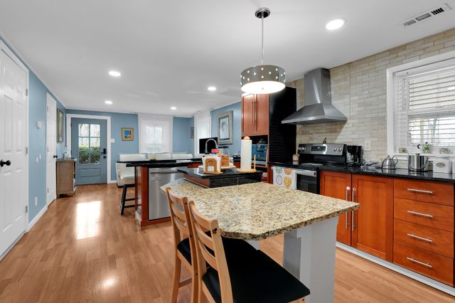 408 Spring St, Monteagle, TN 37356