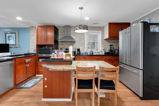 408 Spring St, Monteagle, TN 37356