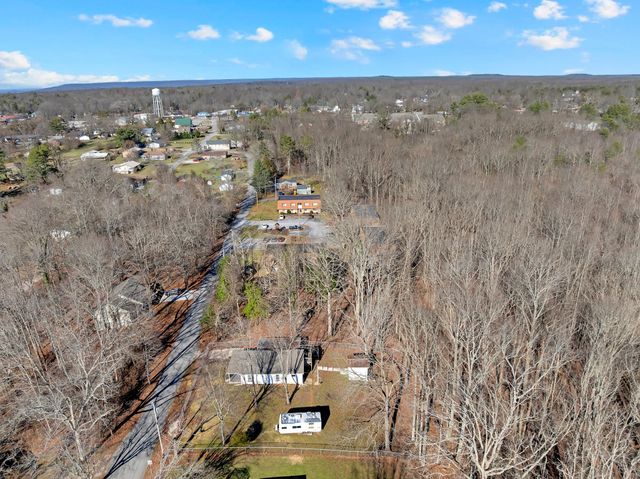 408 Spring St, Monteagle, TN 37356