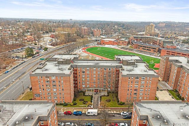 1 Sadore Lane 5S, Yonkers, NY 10710