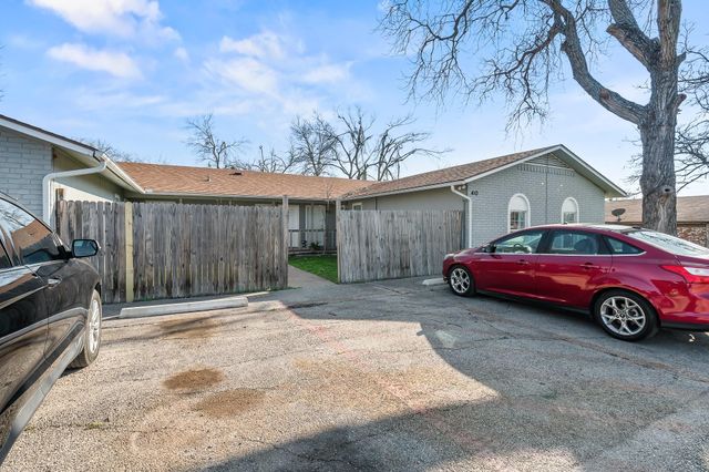 410 Thorndale A, Taylor, TX 76574