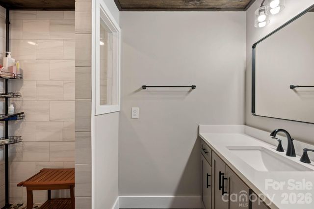 25 Briar Ridge Lane, Nebo, NC 28761