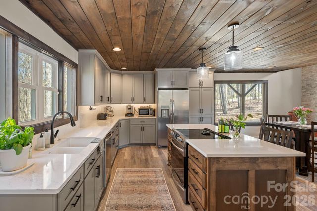 25 Briar Ridge Lane, Nebo, NC 28761