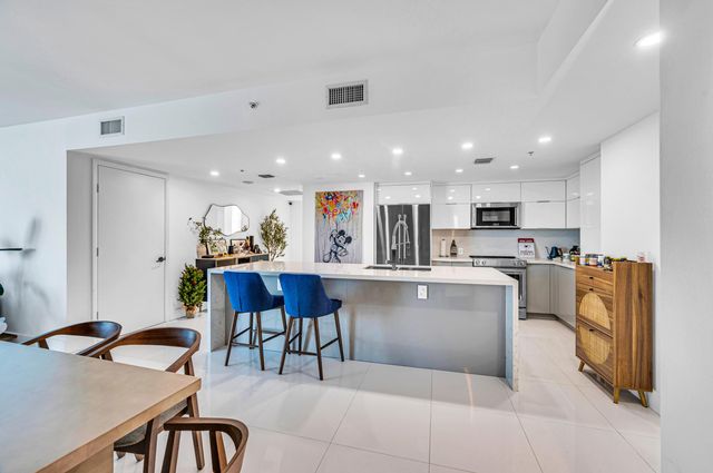 665 NE 25th Street 1001, Miami, FL 33137