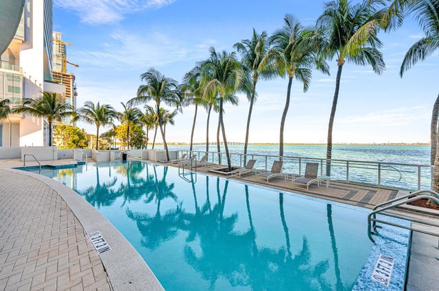 665 NE 25th Street 1001, Miami, FL 33137