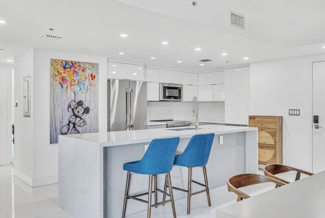 665 NE 25th Street 1001, Miami, FL 33137