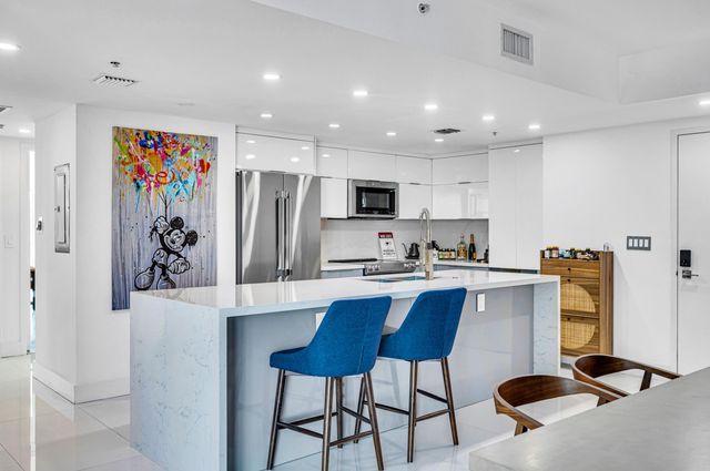 665 NE 25th Street 1001, Miami, FL 33137