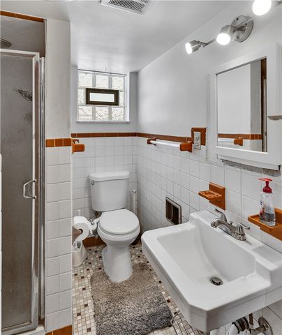 422 Dunbar Dr., Wilkins Twp, PA 15235