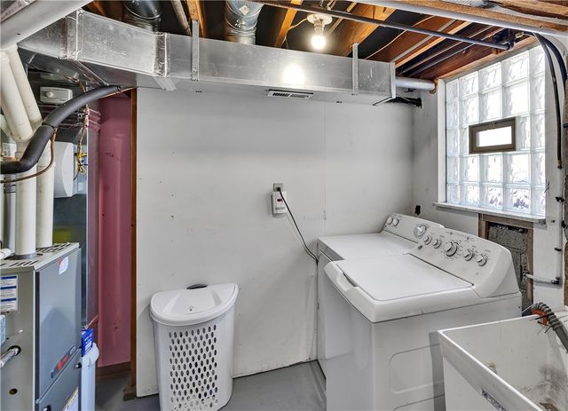 422 Dunbar Dr., Wilkins Twp, PA 15235