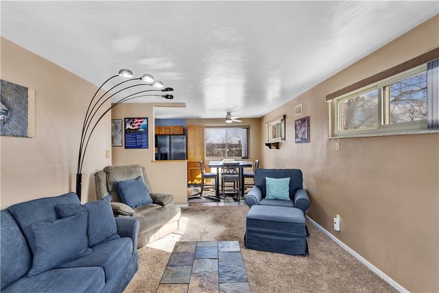 422 Dunbar Dr., Wilkins Twp, PA 15235