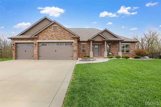 1538 Sagaponak Lane, Troy, IL 62294