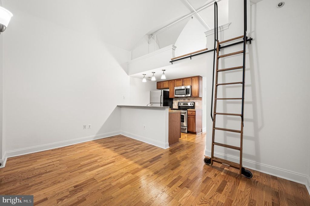 1 ACADEMY CIR #221, PHILADELPHIA, PA 19146 — photo 3