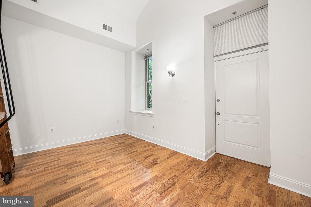 1 ACADEMY CIR #221, PHILADELPHIA, PA 19146 — photo 5