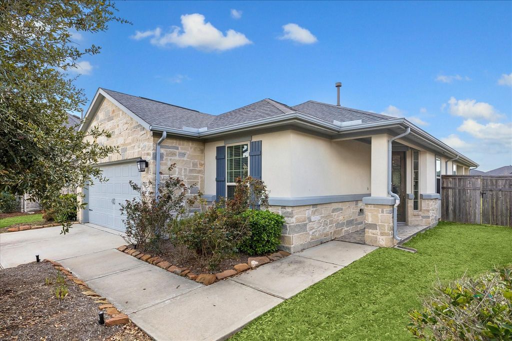 29026 Zacate Creek Lane, Fulshear, TX 77441