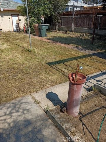 2417 EDWARDS, Bakersfield, CA 93306