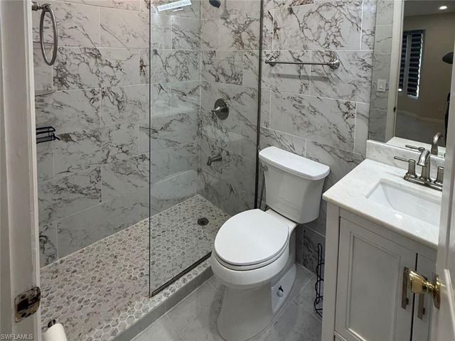510 12th AVE NW, Naples, FL 34120