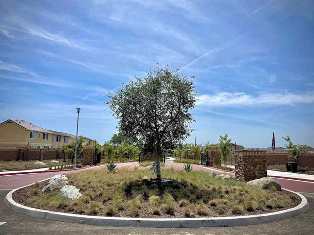 305 Outlooker Ct, Lincoln, CA 95648