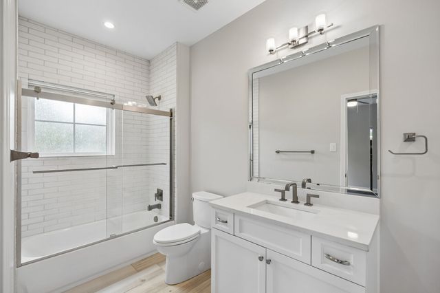 9847 Ontario Lane, Dallas, TX 75220