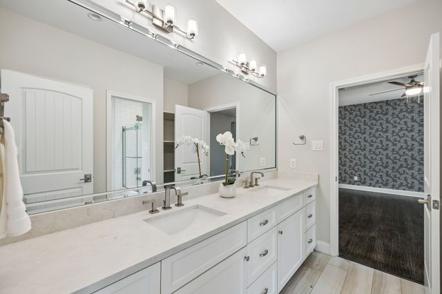 9847 Ontario Lane, Dallas, TX 75220