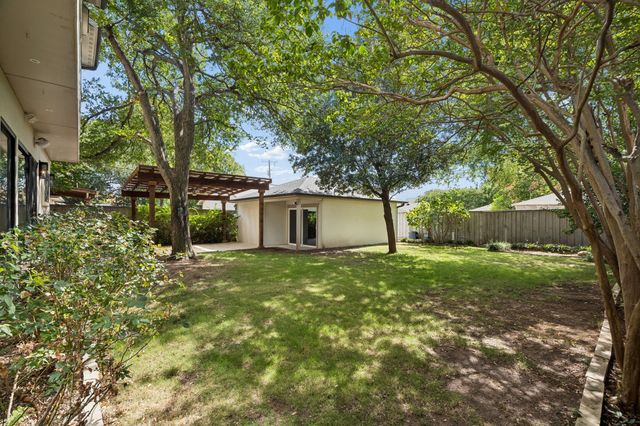 9847 Ontario Lane, Dallas, TX 75220