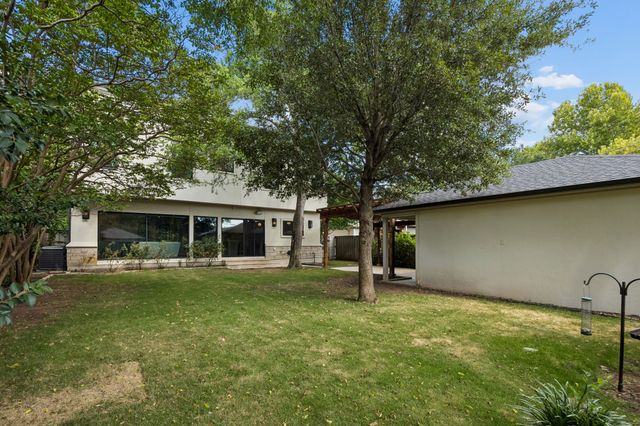 9847 Ontario Lane, Dallas, TX 75220