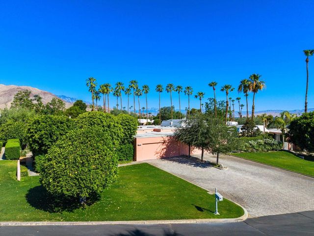 47185 El Agadir, Palm Desert, CA 92260