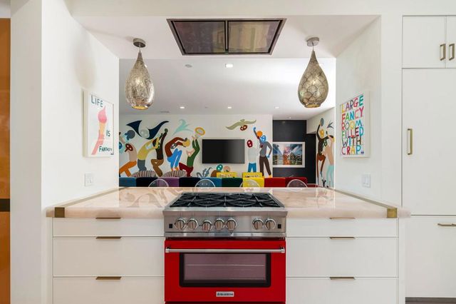 47185 El Agadir, Palm Desert, CA 92260