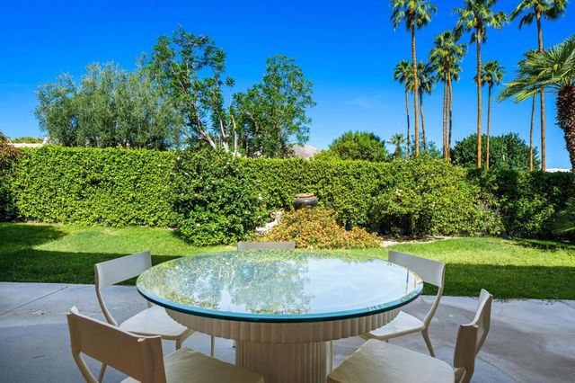 47185 El Agadir, Palm Desert, CA 92260