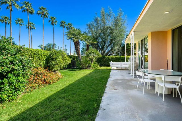 47185 El Agadir, Palm Desert, CA 92260