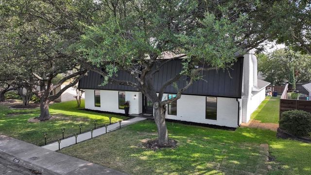 7240 Whispering Pines Drive, Dallas, TX 75248