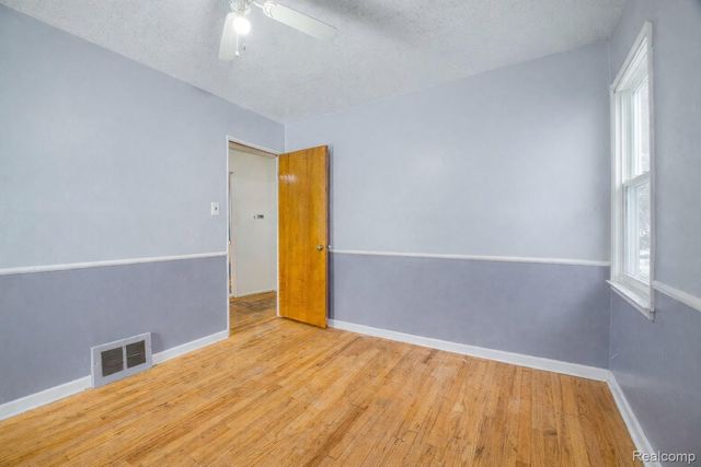 16635 Macarthur, Redford Charter Township, MI 48240