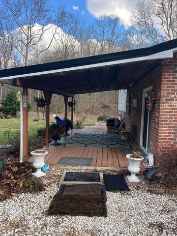 76 Township Road 1523, Chesapeake, OH 45619