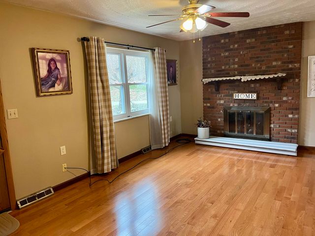 76 Township Road 1523, Chesapeake, OH 45619